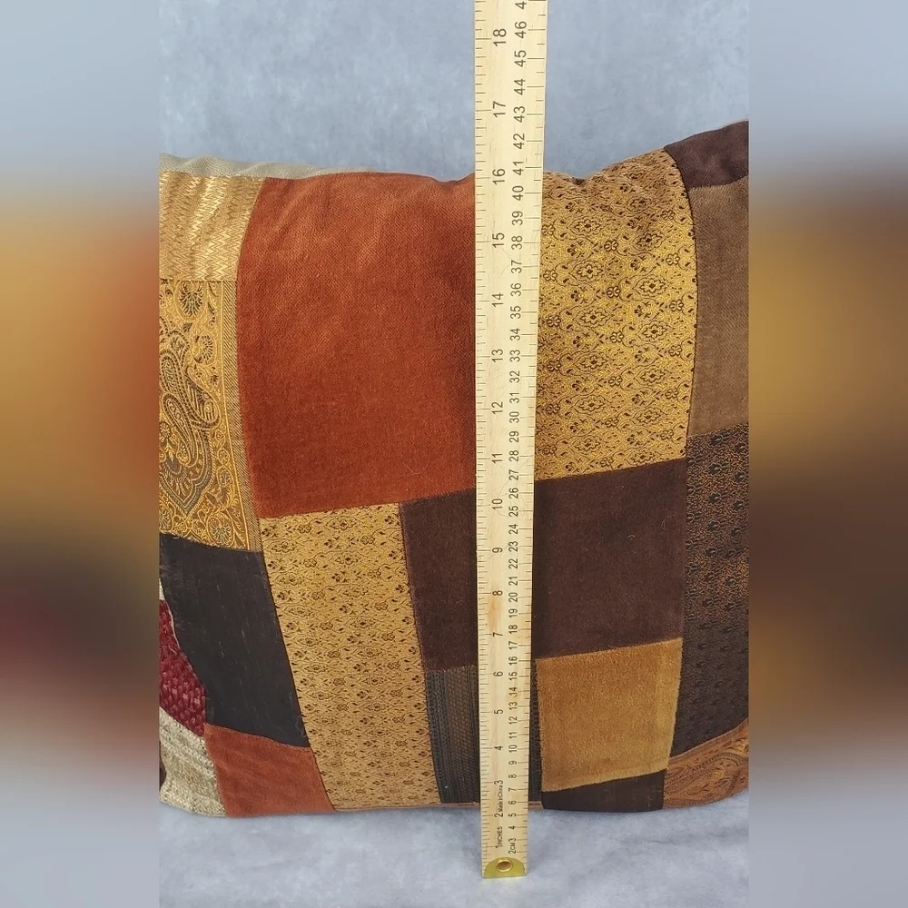 Crate &‎ Barrel Marriba Decorative Pillow 20” square Cotton Linen Silk